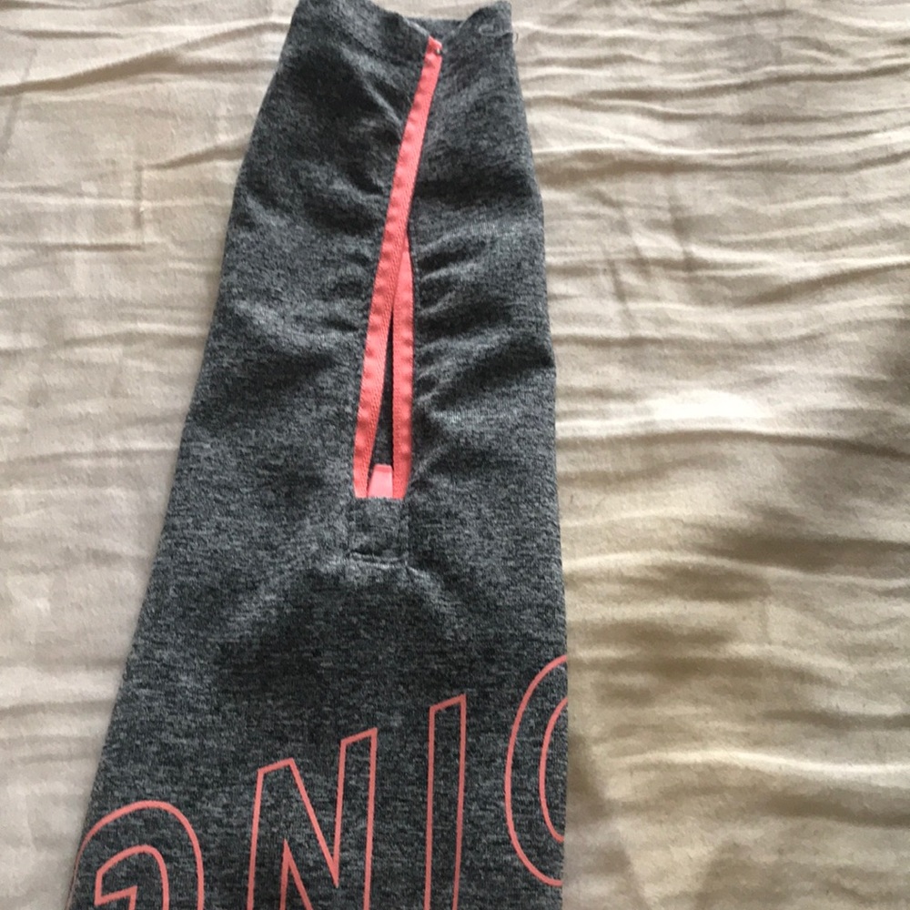 Workout pants - Picture 3 of 4